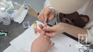안산네일학원 예쁨과 완성도, 둘 다 잡는 네일아트 수업