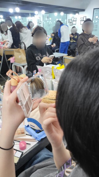 만족도 , 합격률 모두 잡을수 있는 유일한 안산메이크업학원